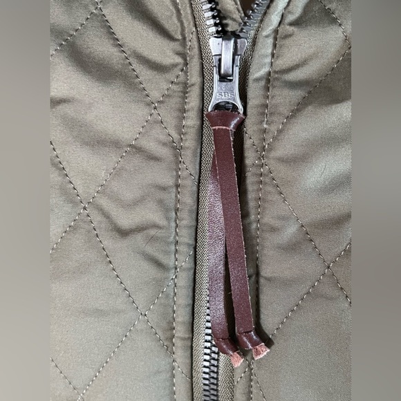 Pulse Wintersports Quilted Puffer Vest - Picture 2 of 6